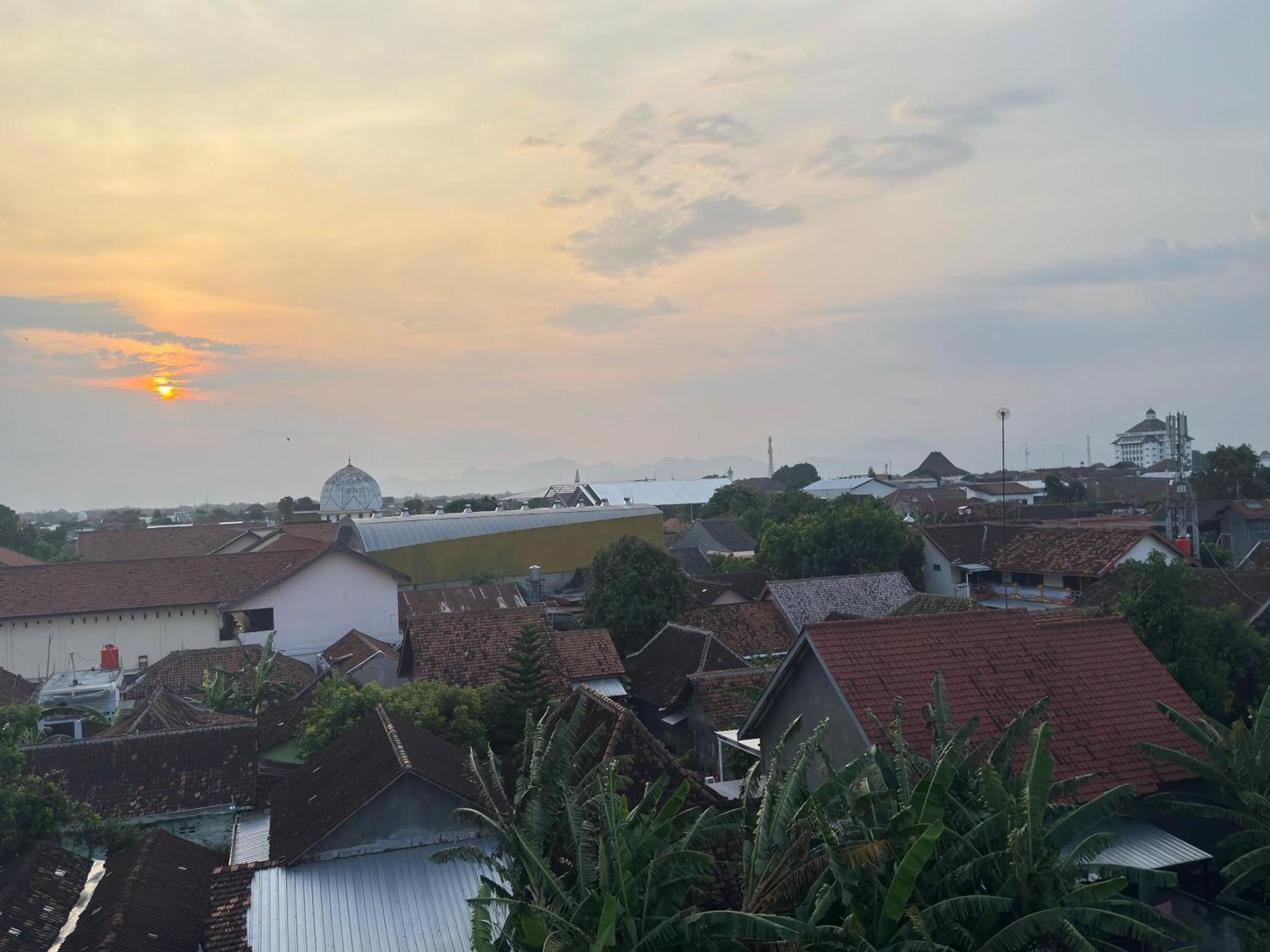 Han Gang Syariah Ponorogo المظهر الخارجي الصورة