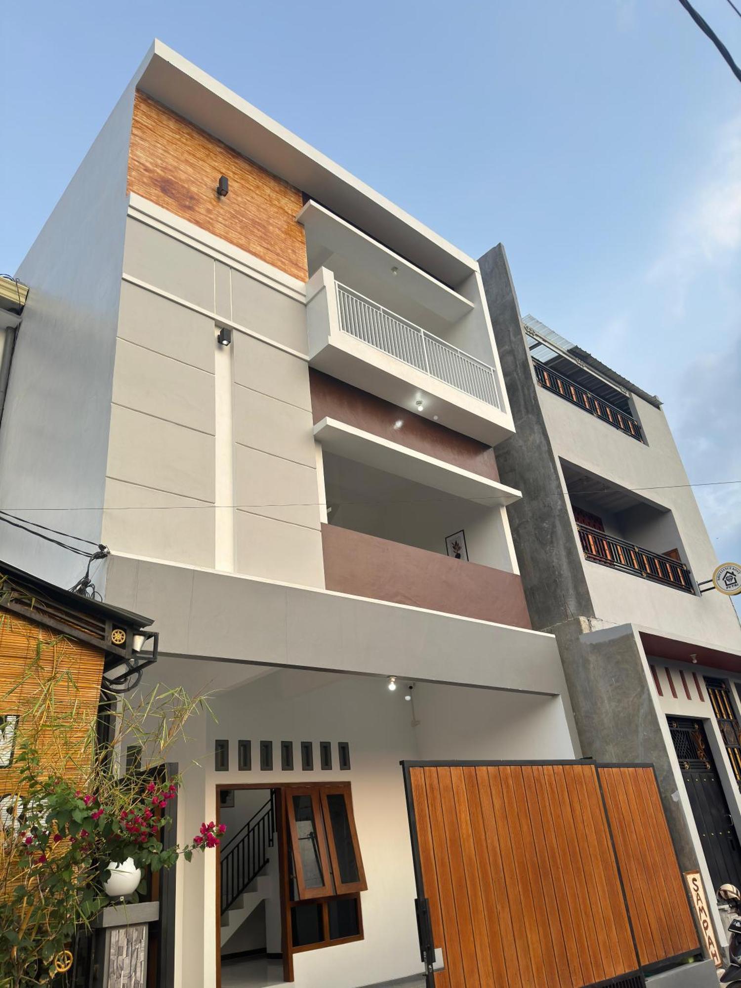 Han Gang Syariah Ponorogo المظهر الخارجي الصورة